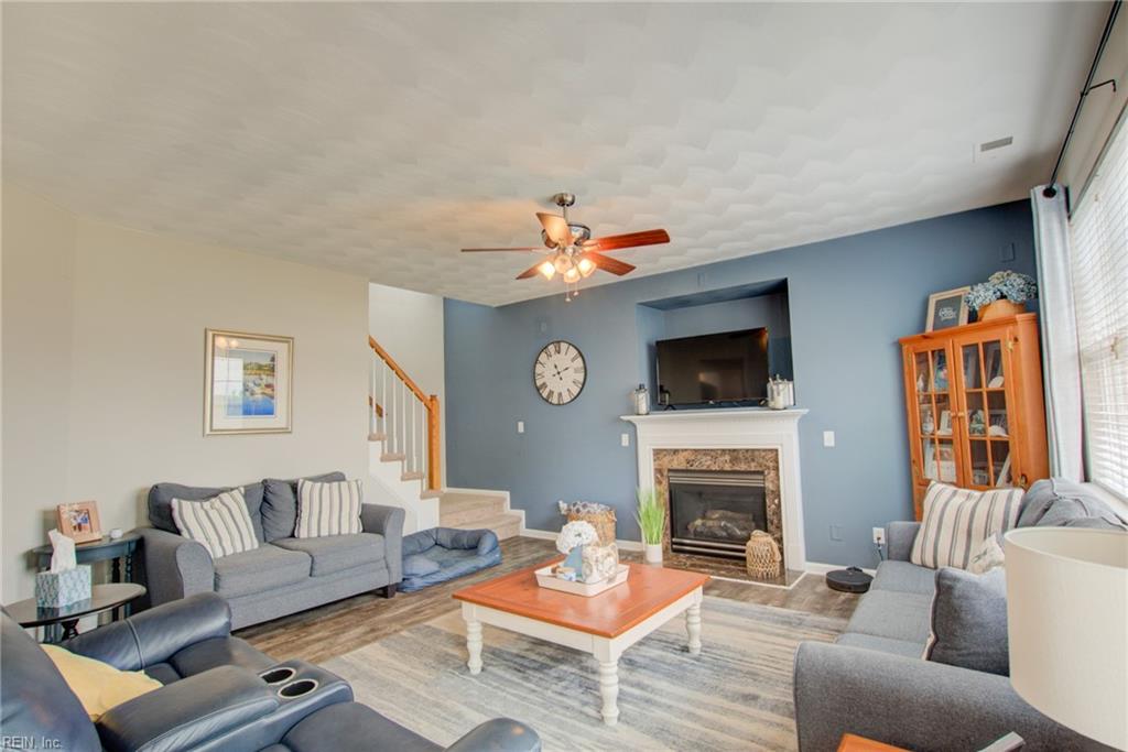 2031 Kinston Waters CT