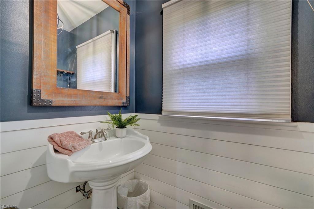 3024 Princess Anne CRES