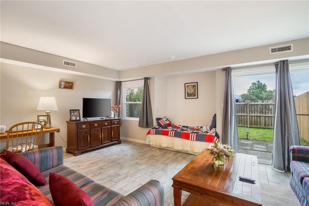 3624 Ship Chandlers WHRF