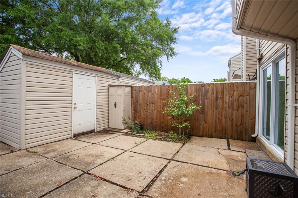 3624 Ship Chandlers WHRF