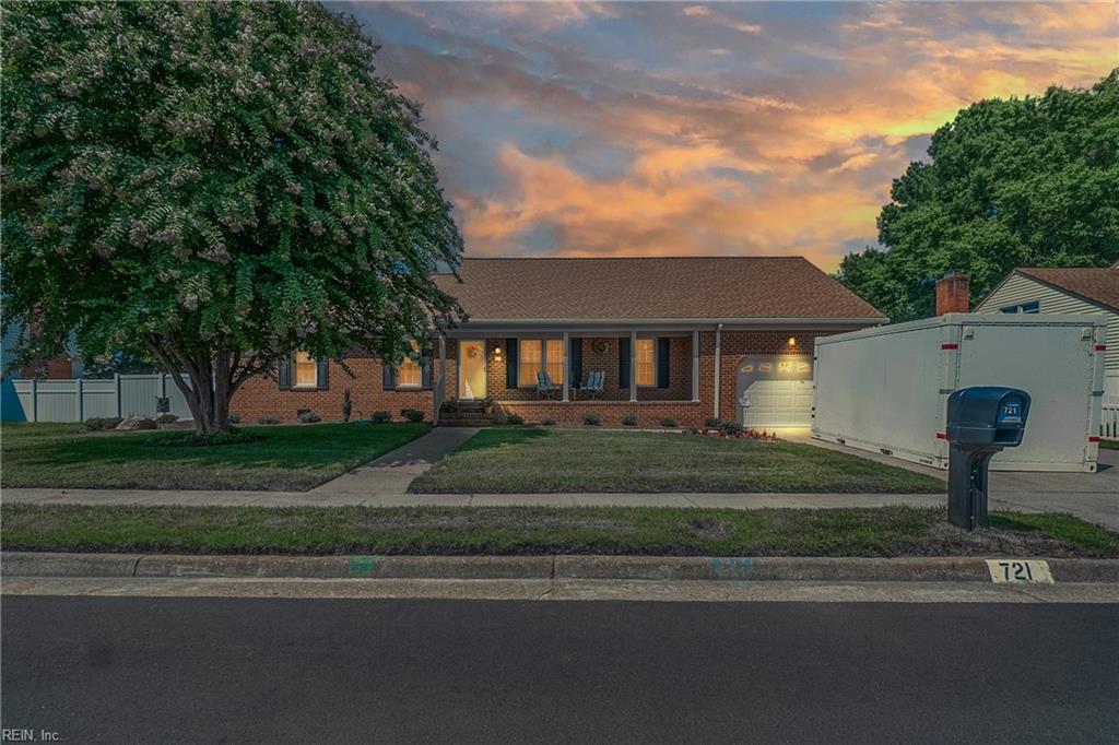 721 Corapeake DR