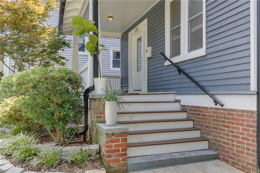 1733 Fontainebleau CRES