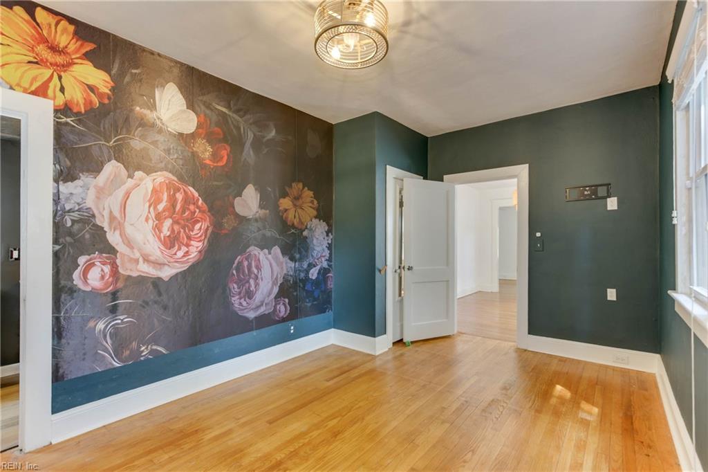 1733 Fontainebleau CRES