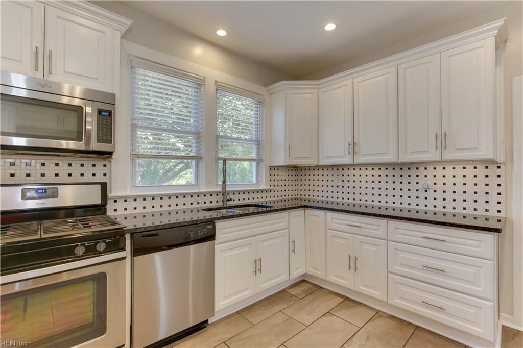 1733 Fontainebleau CRES