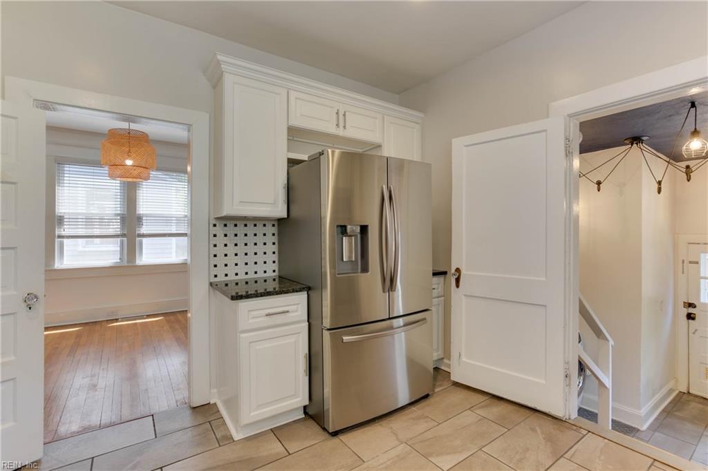 1733 Fontainebleau CRES