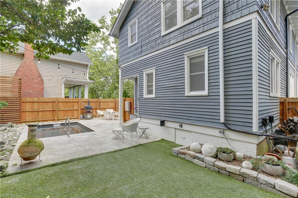 1733 Fontainebleau CRES