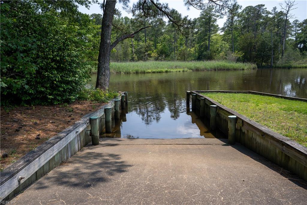 802 Heritage Point CT