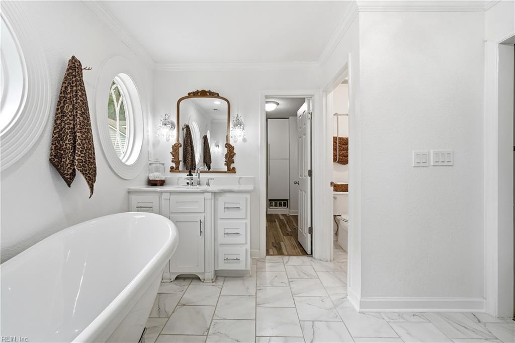 1901 Prince Edward DR