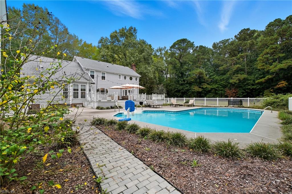 1901 Prince Edward DR