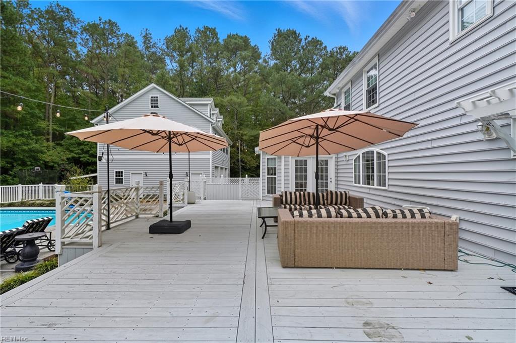 1901 Prince Edward DR