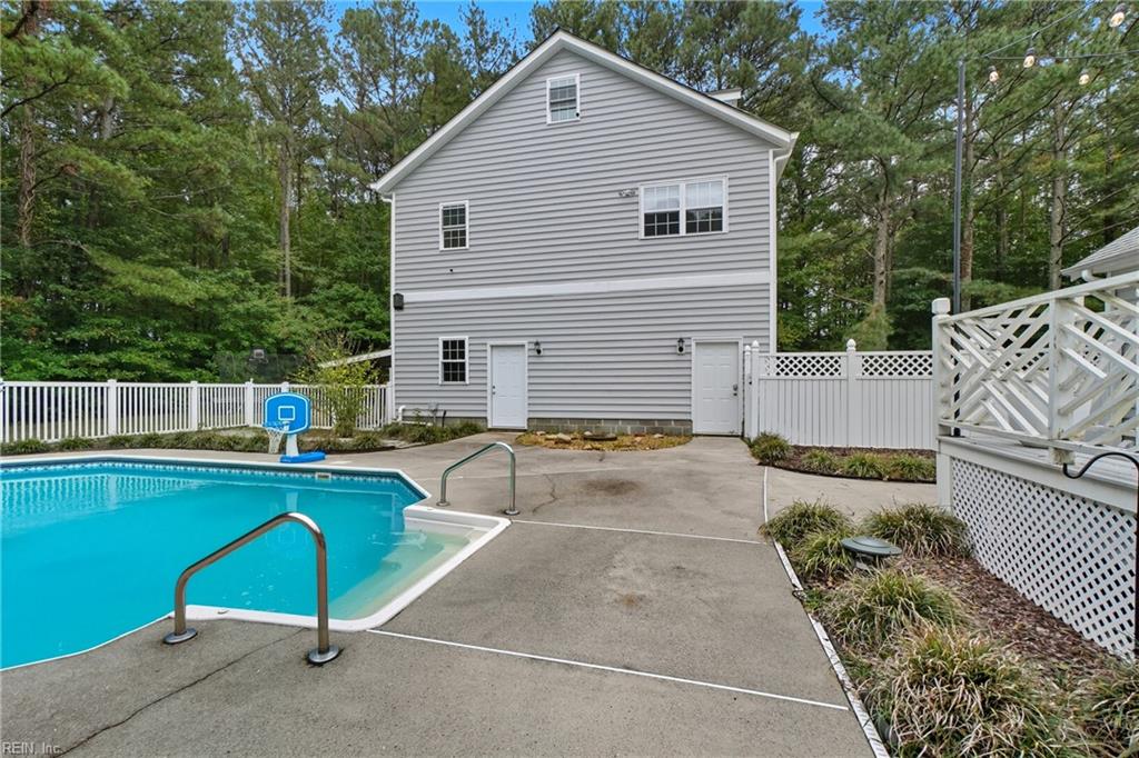 1901 Prince Edward DR