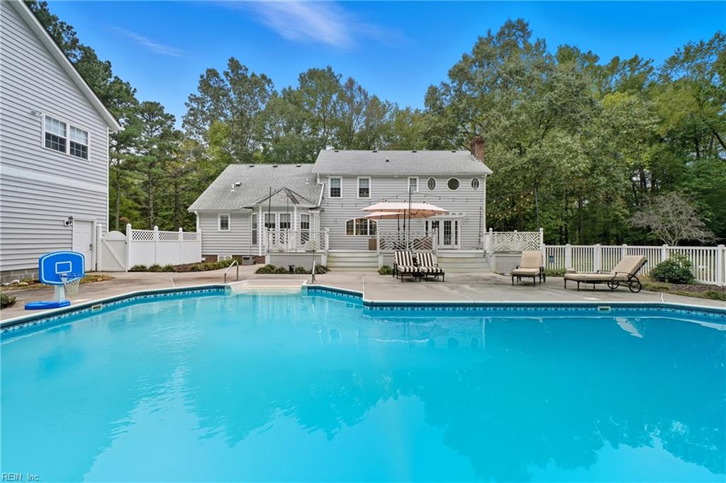 1901 Prince Edward DR