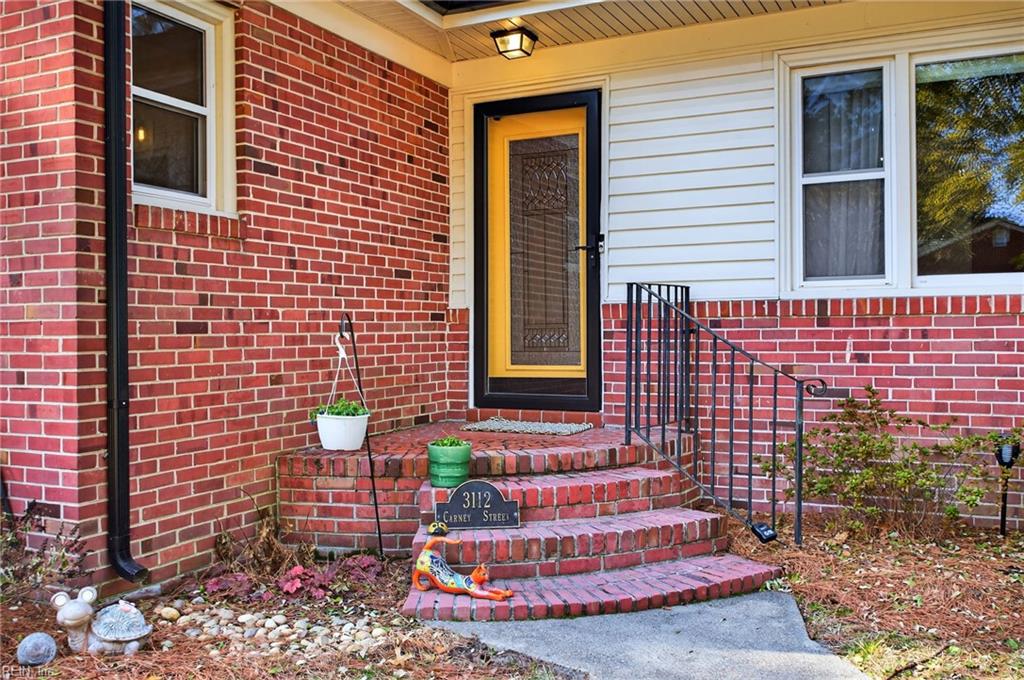 3112 Carney ST