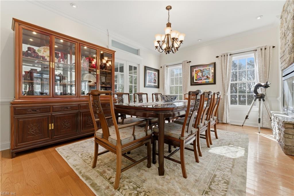 2100 Saint Brides RD W