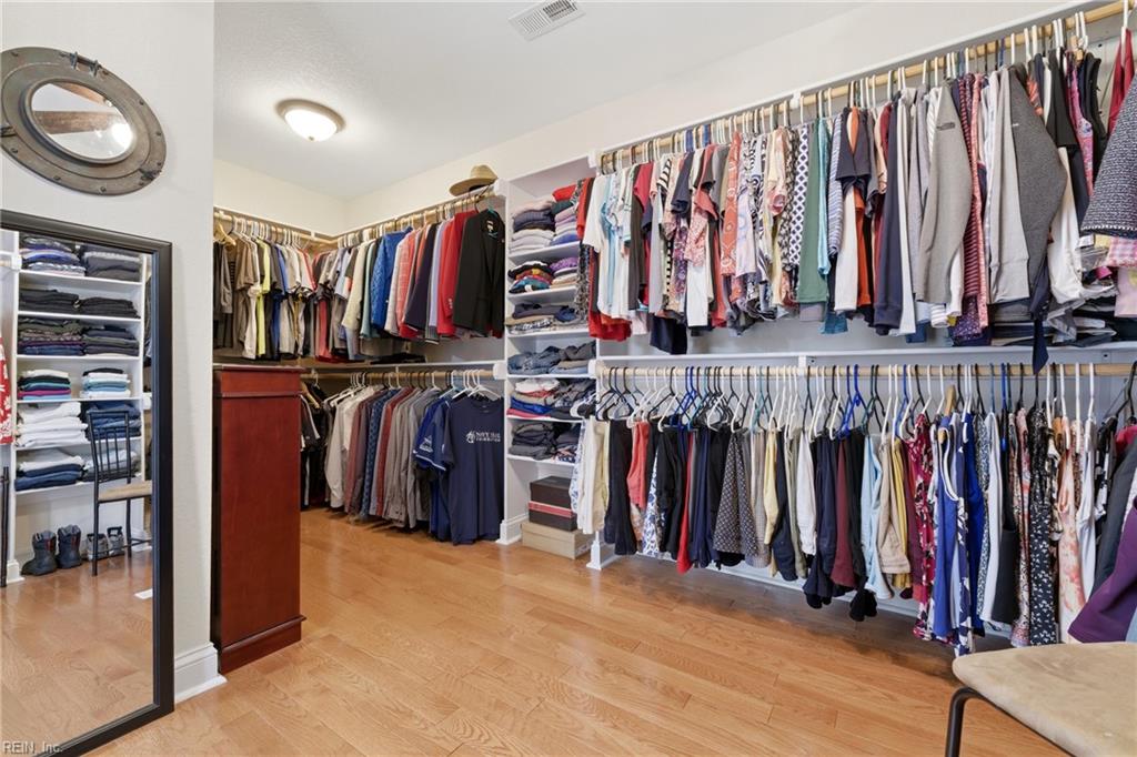 2100 Saint Brides RD W