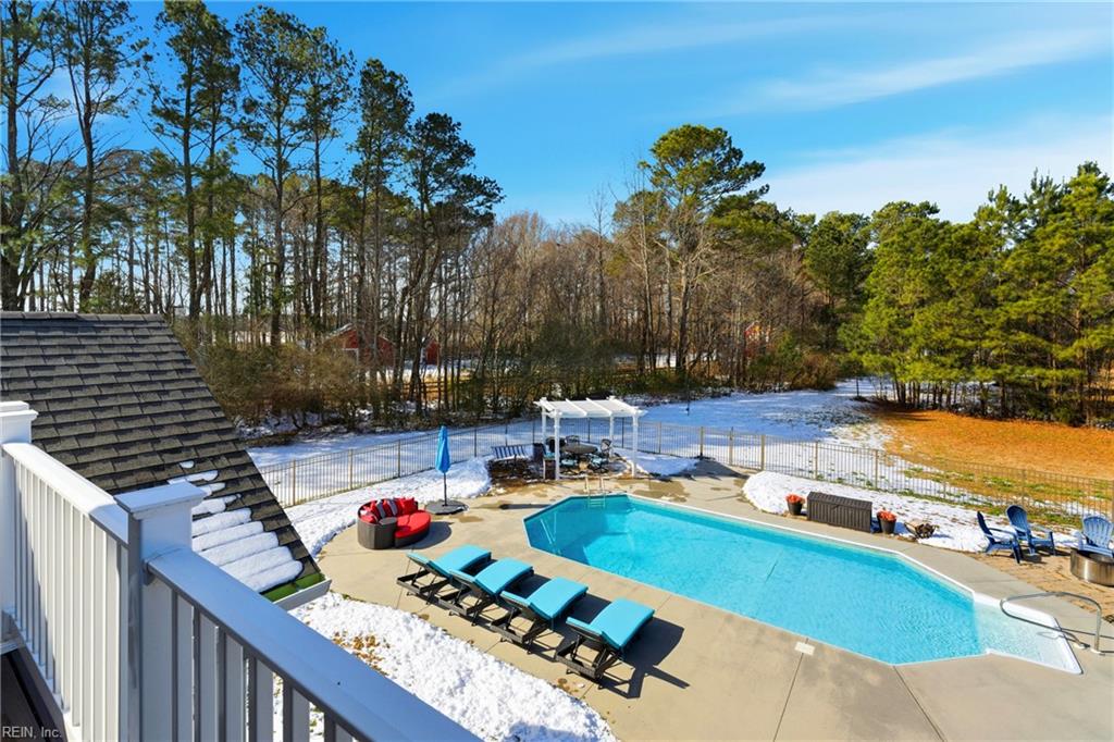 2100 Saint Brides RD W