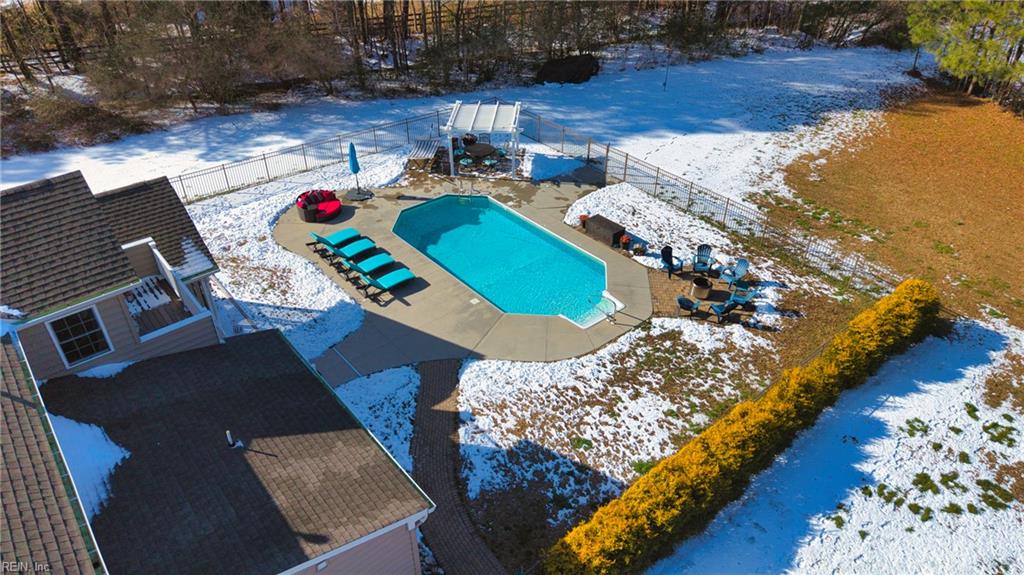 2100 Saint Brides RD W