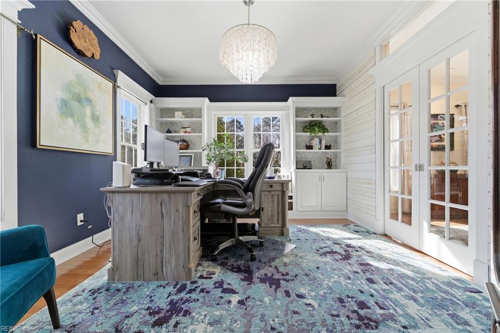 2100 Saint Brides RD W