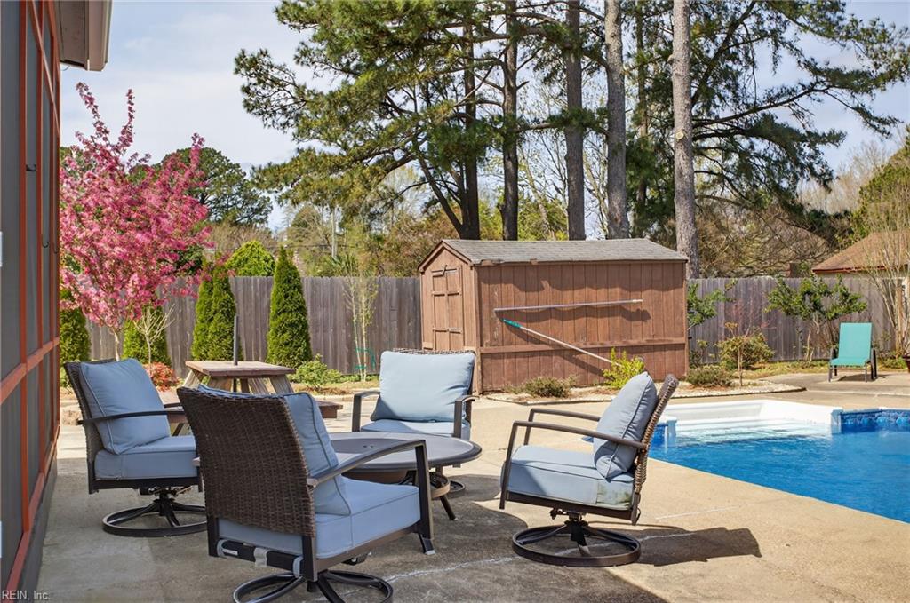 412 Warhawks RD