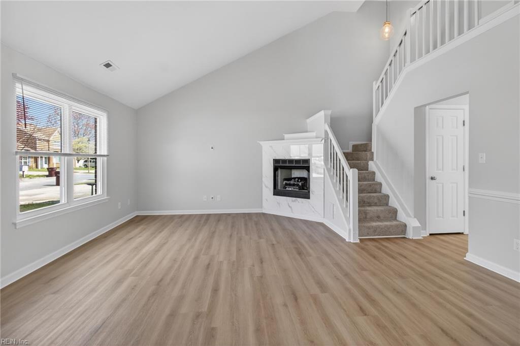 3711 Whitechapel ARCH