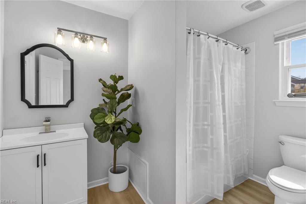 3711 Whitechapel ARCH