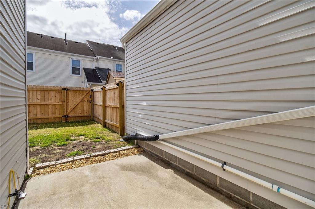 3711 Whitechapel ARCH