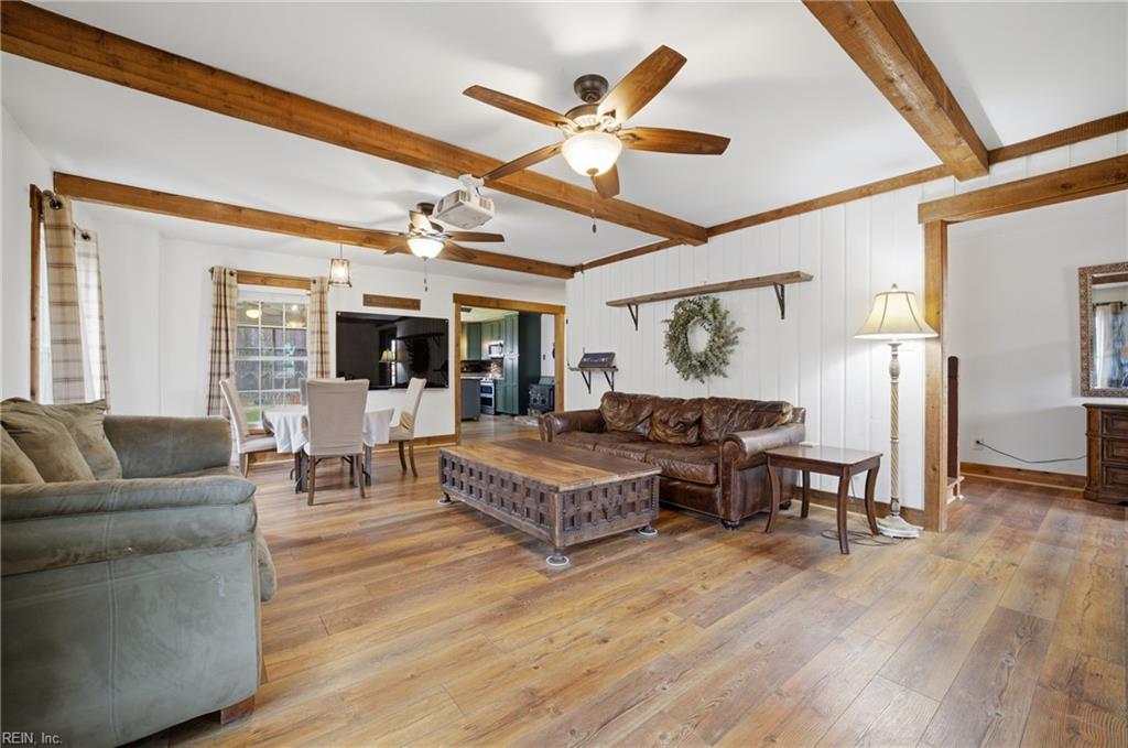 2805 Bunch Walnuts RD