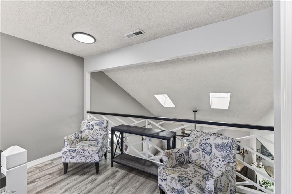 5063 Cypress Point CIR 103