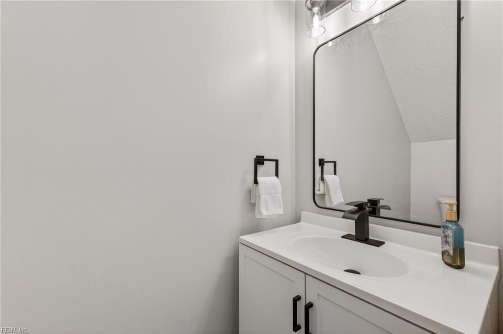 5063 Cypress Point CIR 103