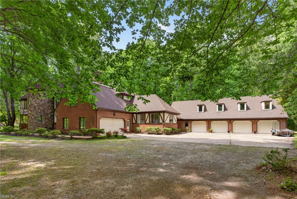 521 Woodards Ford RD