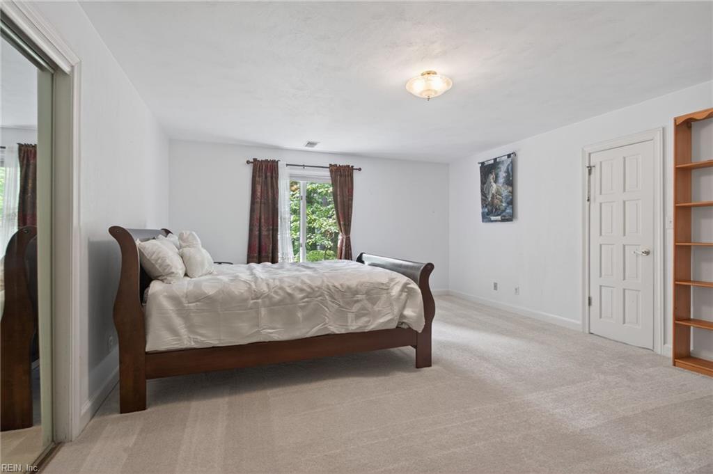 521 Woodards Ford RD
