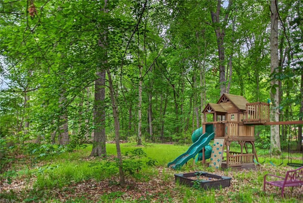 521 Woodards Ford RD