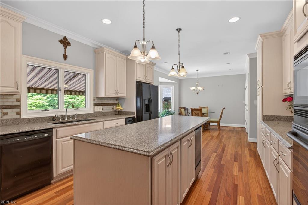 521 Woodards Ford RD