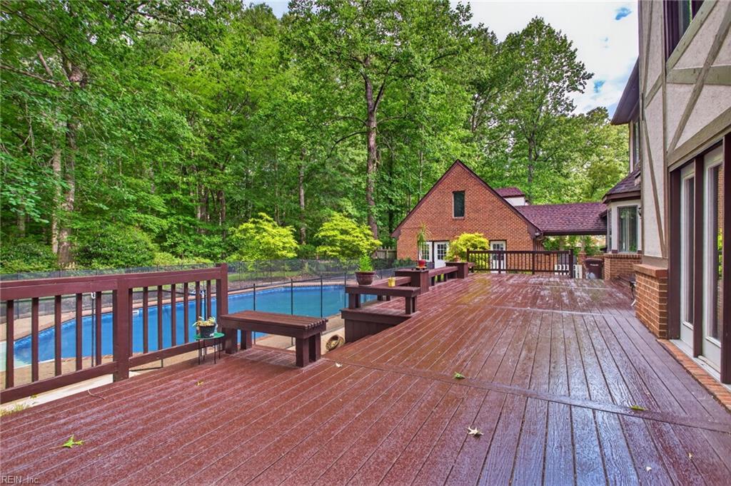 521 Woodards Ford RD