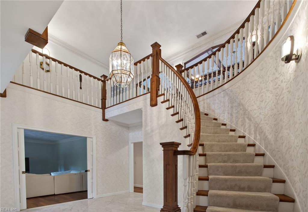 521 Woodards Ford RD