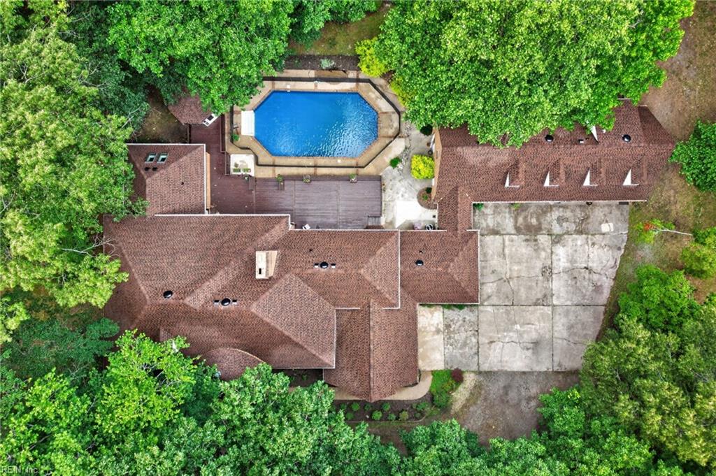 521 Woodards Ford RD
