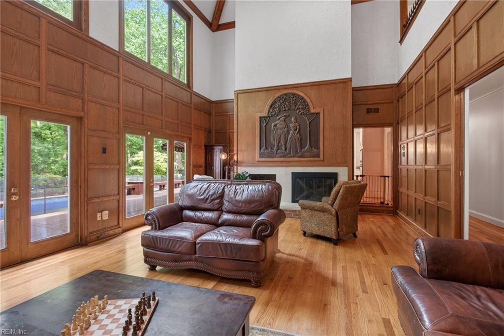 521 Woodards Ford RD