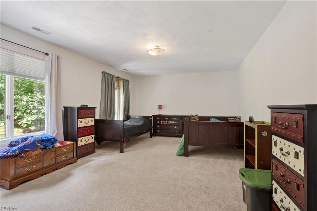 521 Woodards Ford RD