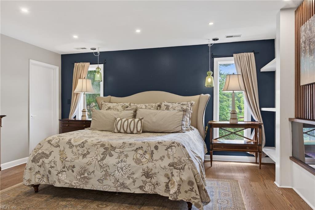 5 Valentine CT