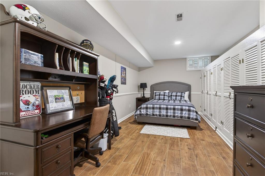 5 Valentine CT