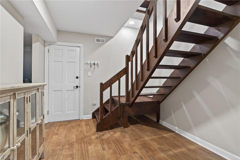 5 Valentine CT