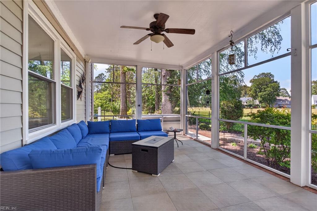 528 Belem DR