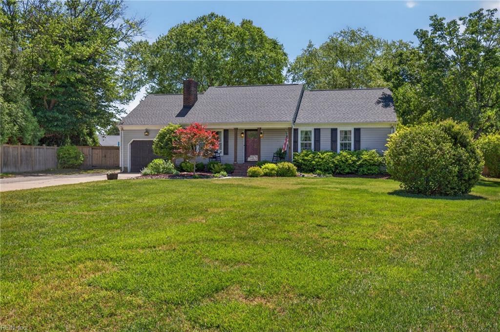 704 Ravenstone CT