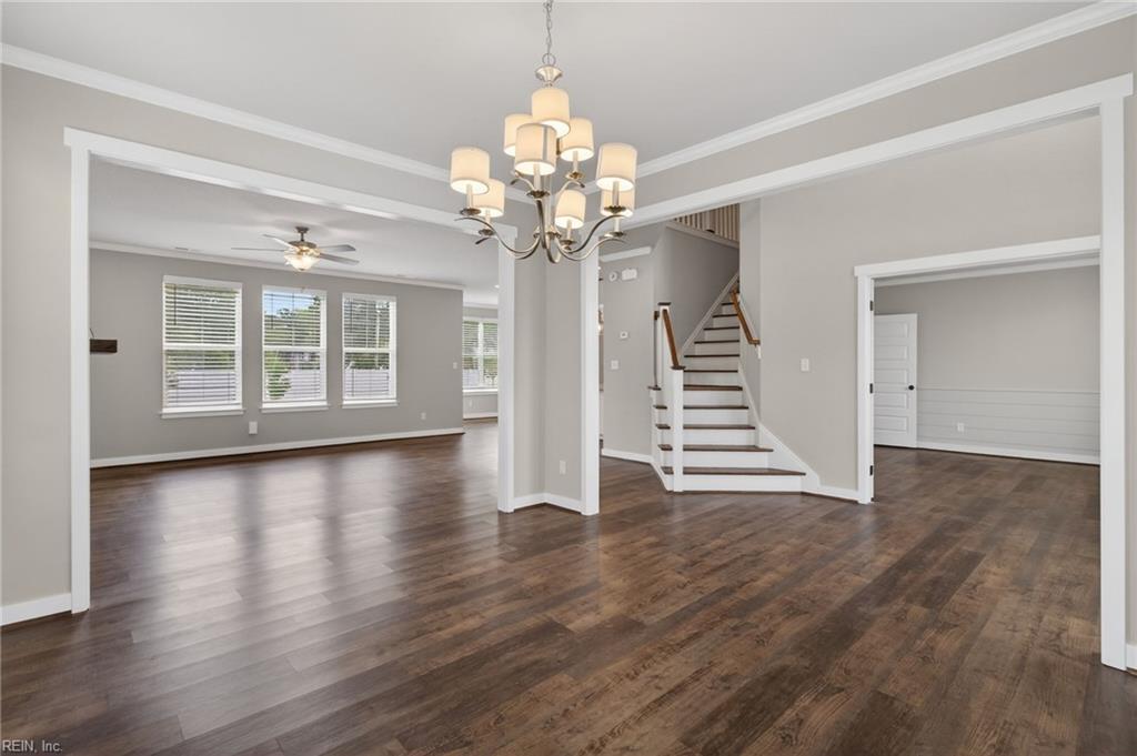 709 Renee LN