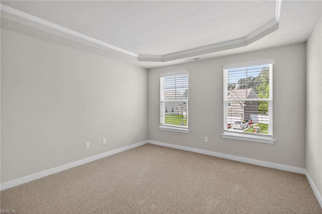 709 Renee LN