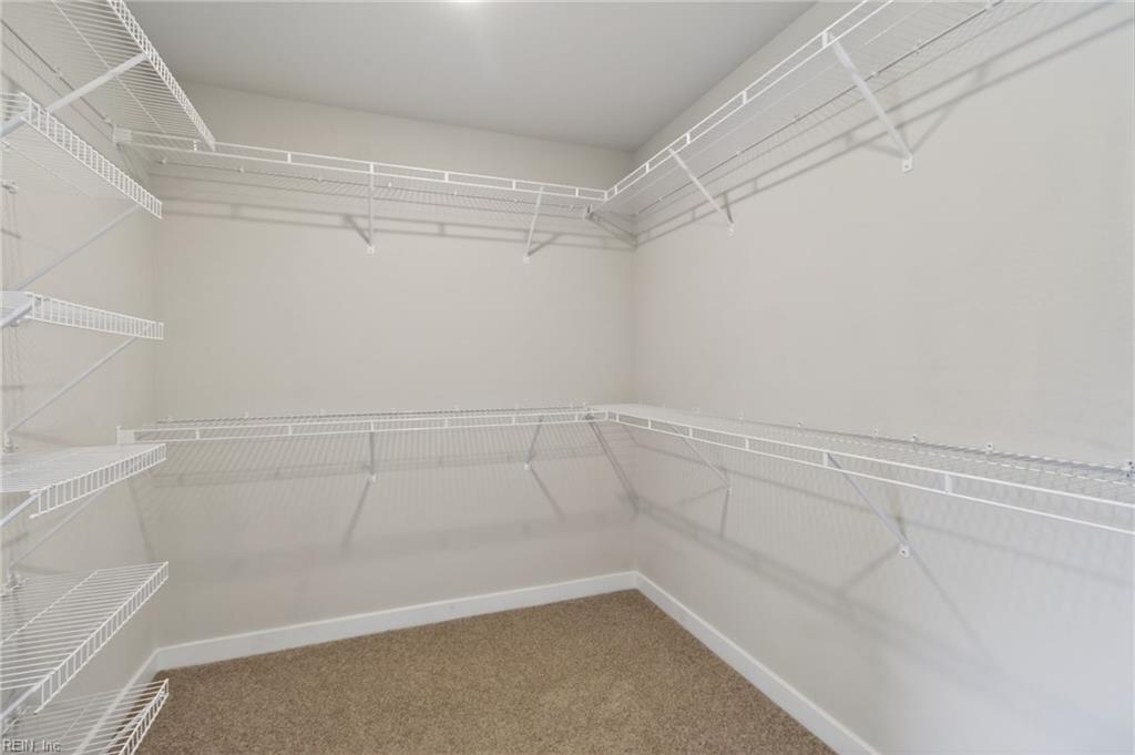 709 Renee LN