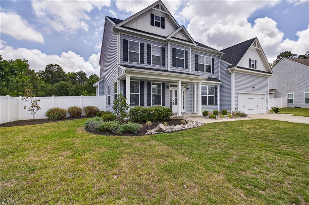 709 Renee LN