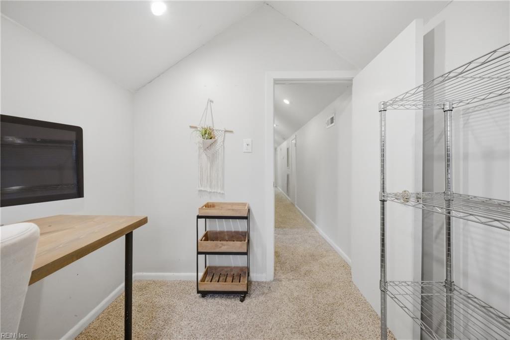 1511 Eleanor CT