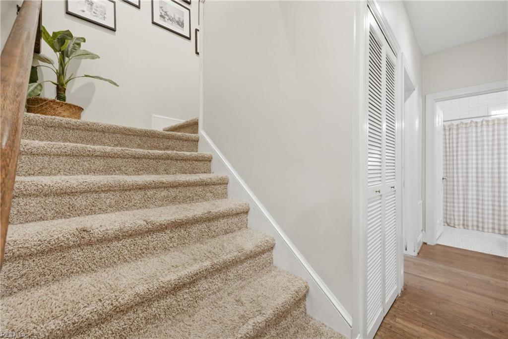 1511 Eleanor CT