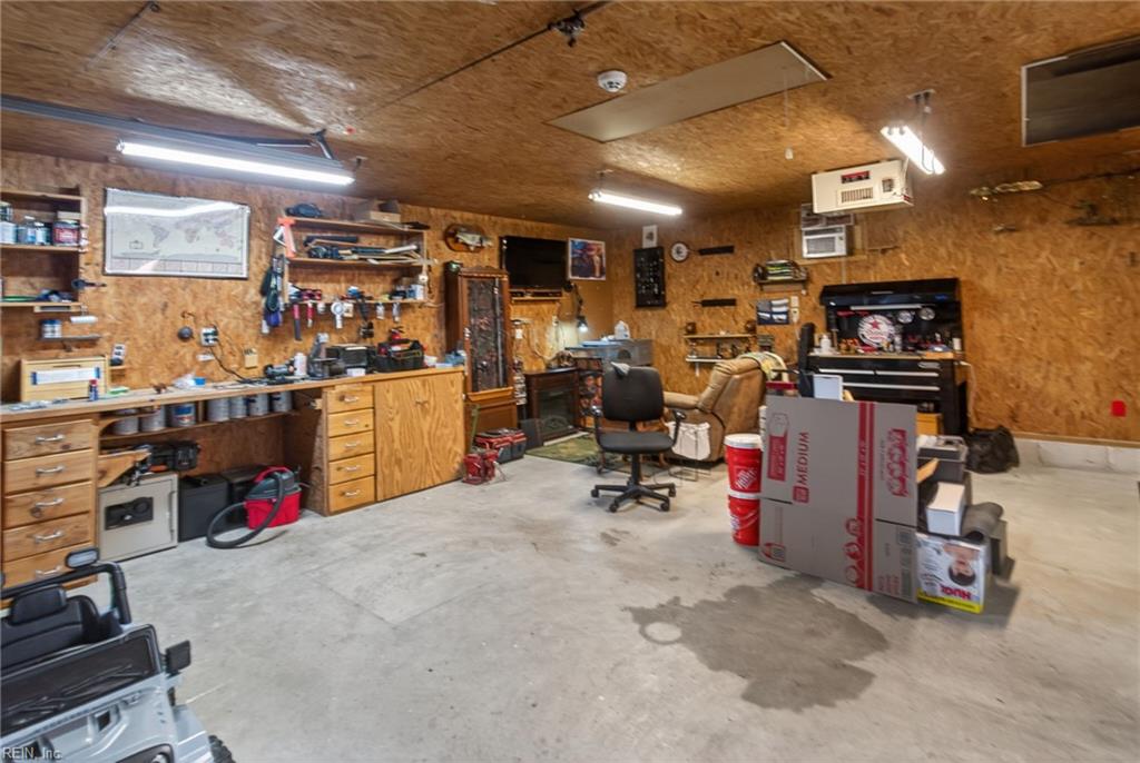 537 Hillwell RD